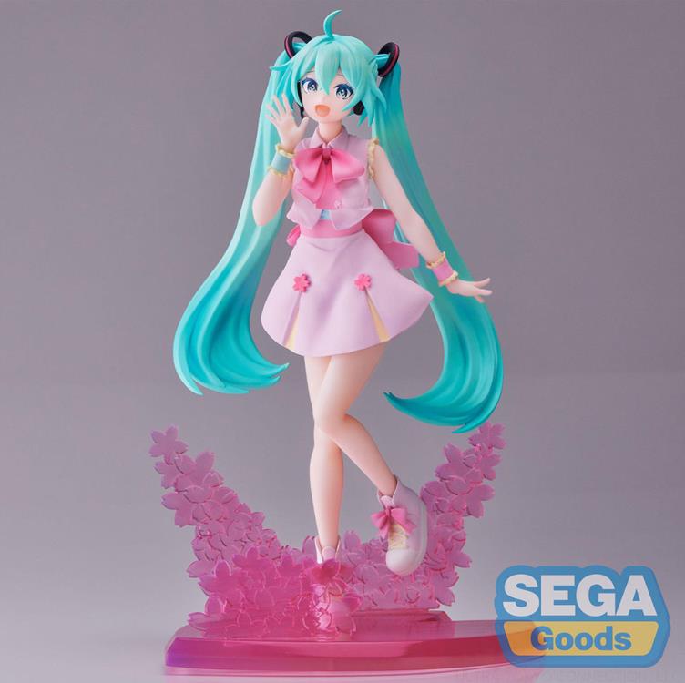 Vocaloid Luminasta Sakura Miku (Omutatsu Ver.) Figure