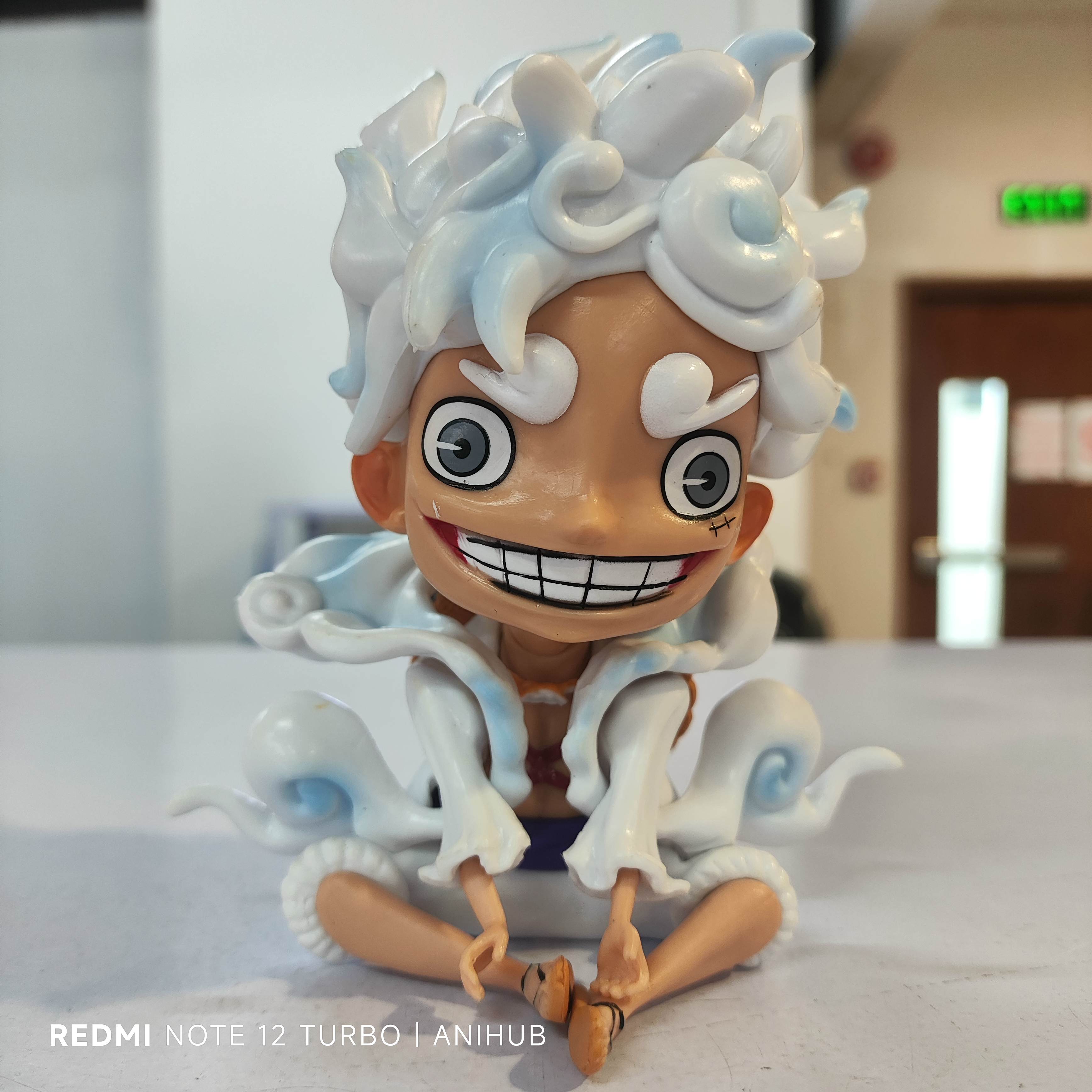 Luffy Gear 5 With Large Chibi